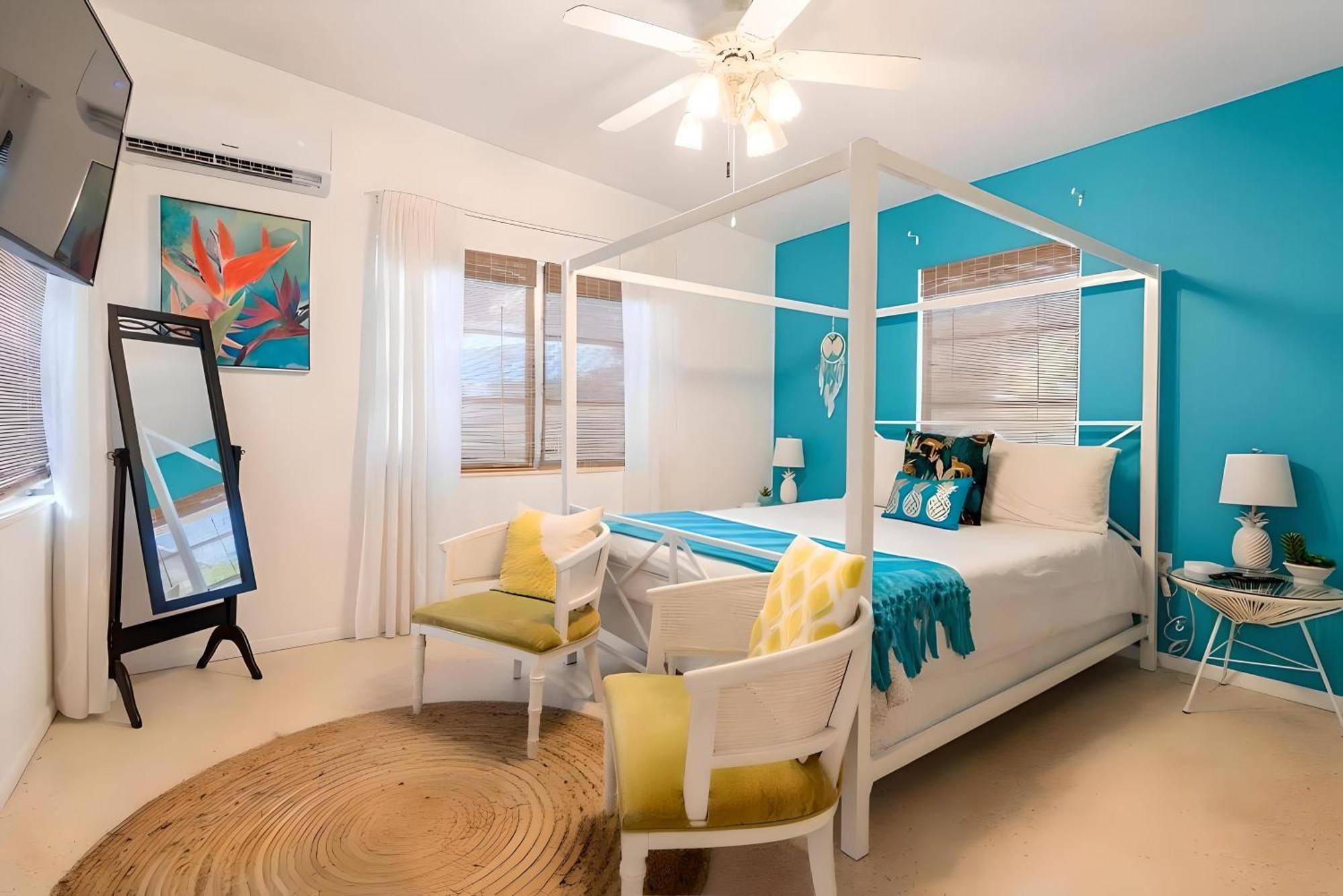 Fantastic Island House 1 Mile To The Beach With Heated Pool Sarasota Exterior photo