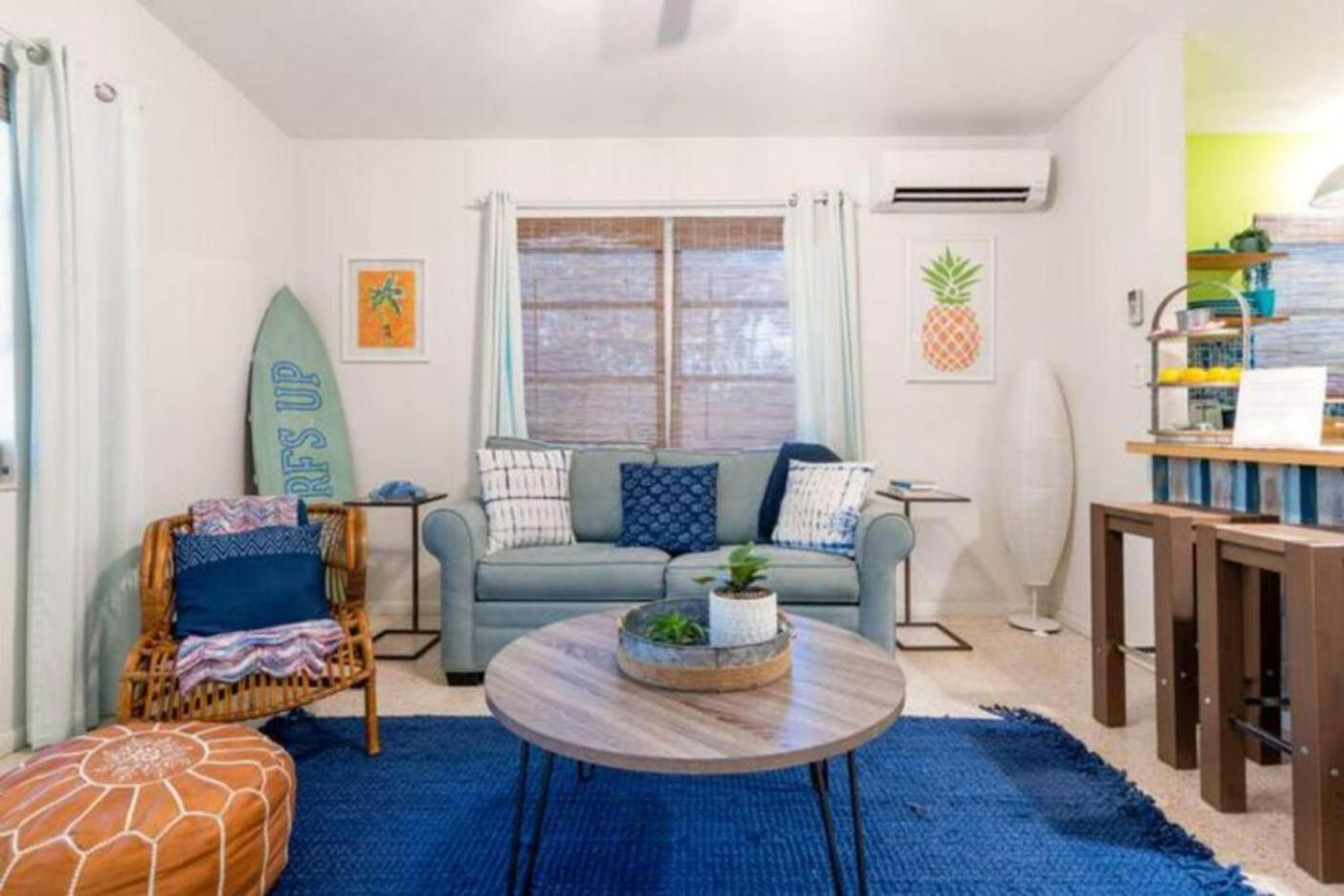 Fantastic Island House 1 Mile To The Beach With Heated Pool Sarasota Room photo
