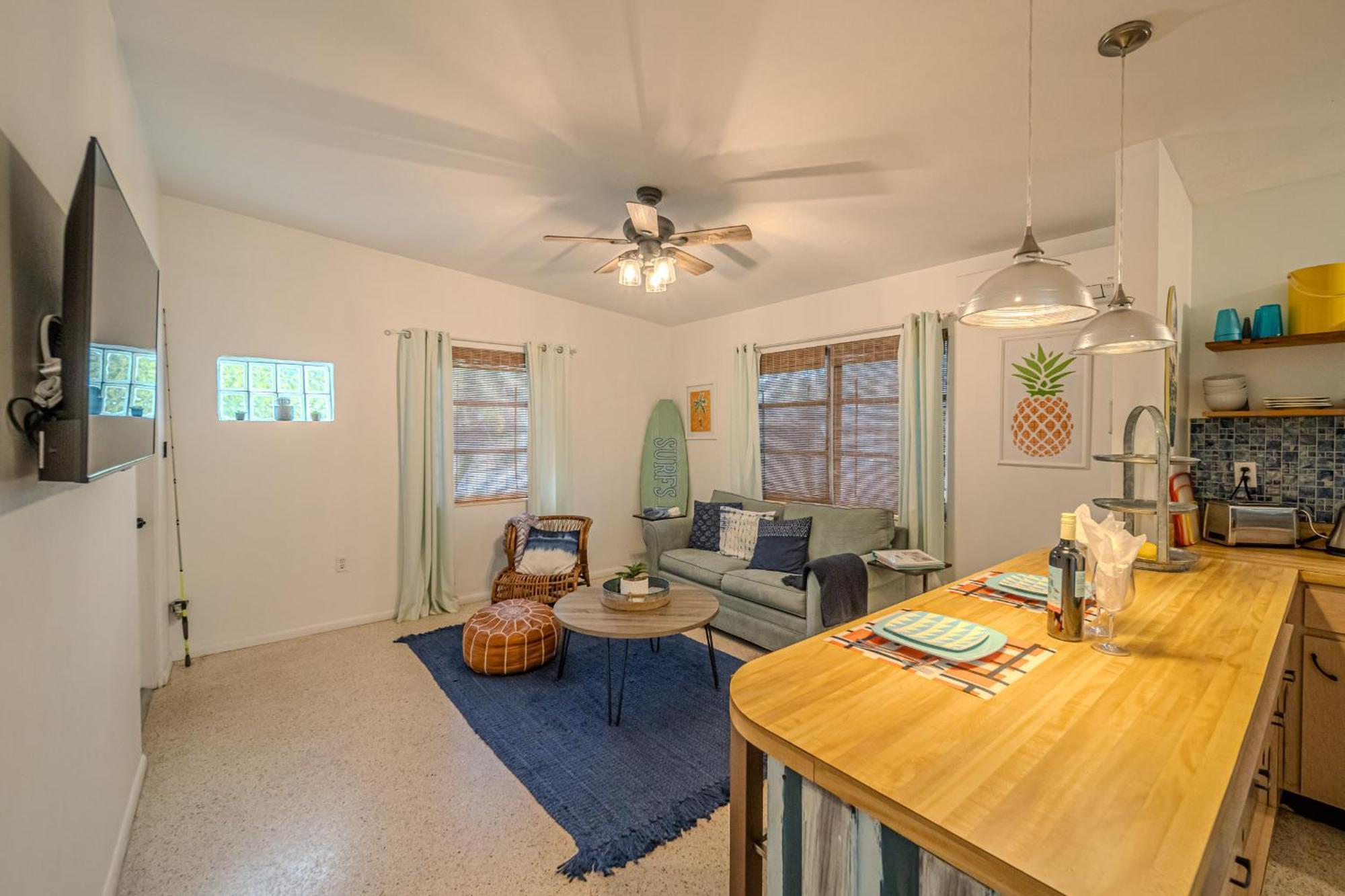 Fantastic Island House 1 Mile To The Beach With Heated Pool Sarasota Exterior photo