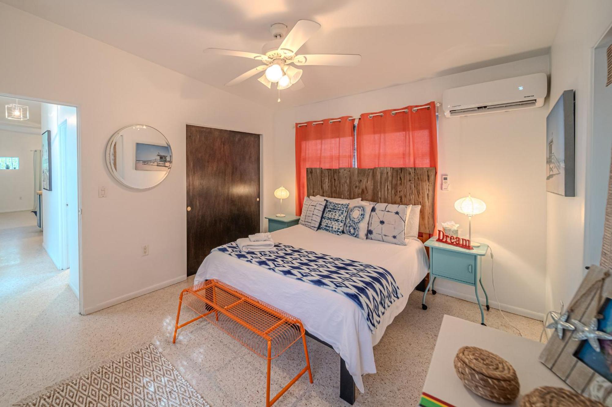Fantastic Island House 1 Mile To The Beach With Heated Pool Sarasota Exterior photo
